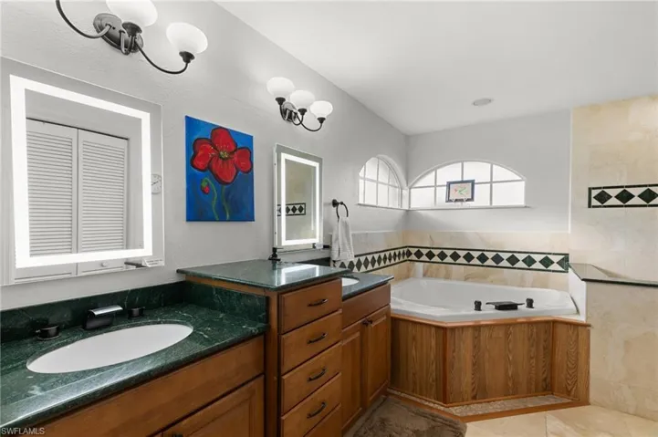 3454  Anton  CT, Naples, FL 34109