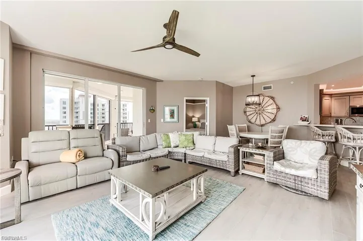 4183 Bay Beach Ln 375, Fort Myers Beach, Florida 33931