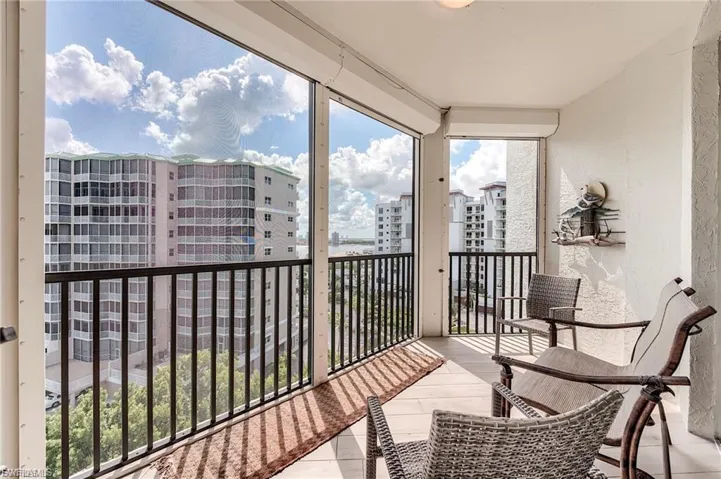 4183 Bay Beach Ln 375, Fort Myers Beach, Florida 33931