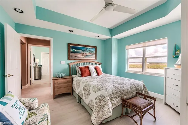 4183 Bay Beach Ln 375, Fort Myers Beach, Florida 33931