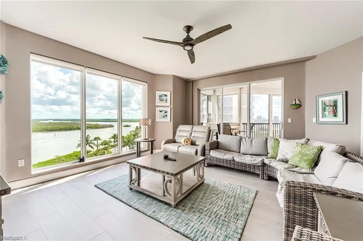 4183 Bay Beach Ln 375, Fort Myers Beach, Florida 33931