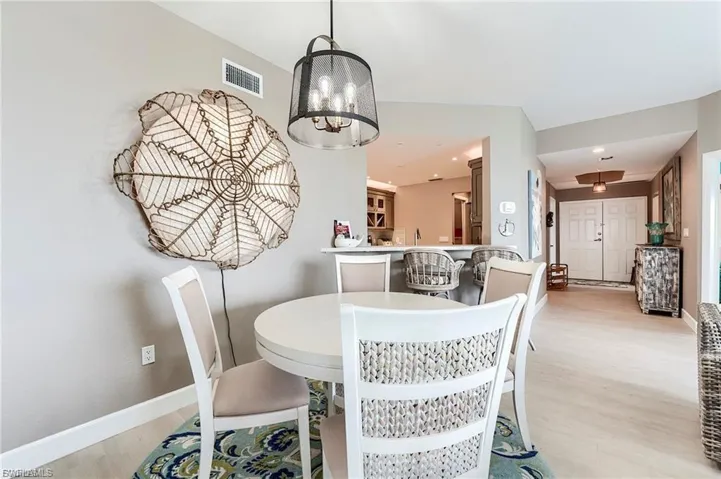 4183 Bay Beach Ln 375, Fort Myers Beach, Florida 33931