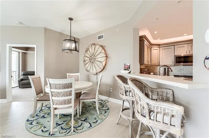4183 Bay Beach Ln 375, Fort Myers Beach, Florida 33931