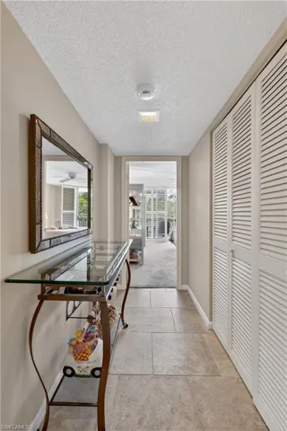 5  Bluebill  AVE, Naples, FL 34108