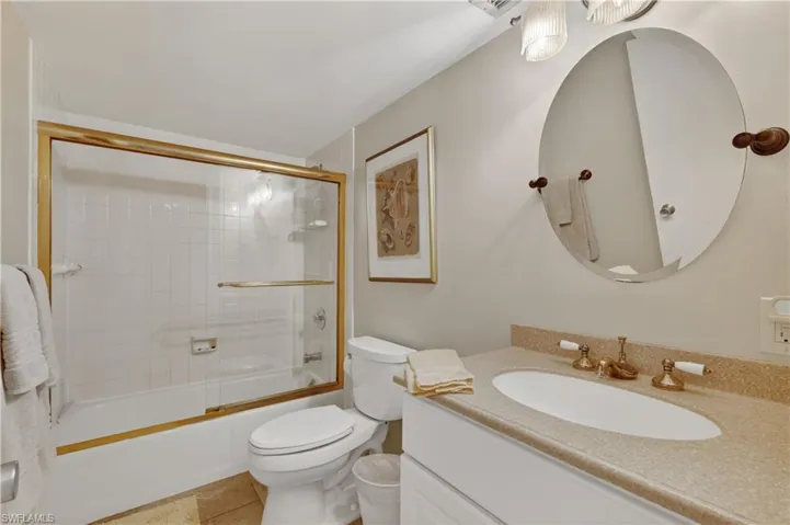 2nd Bathroom