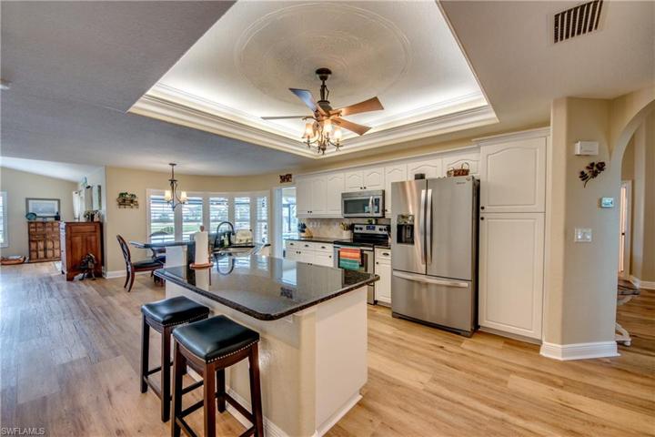 941 SW 6th AVE, CAPE CORAL FL 33991