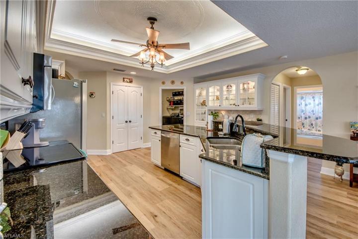 941 SW 6th AVE, CAPE CORAL FL 33991
