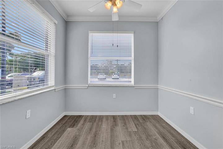 Breakfast Nook (east and south facing windows)