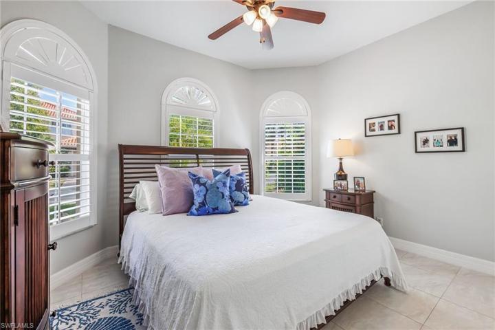 Guest bedroom 1