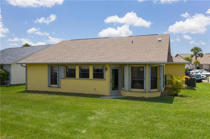 17730  Dracena  CIR, North Fort Myers, FL 33917