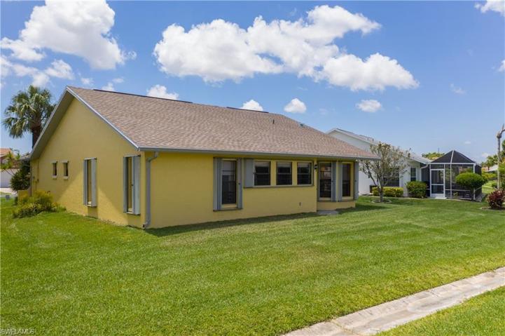 17730  Dracena  CIR, North Fort Myers, FL 33917