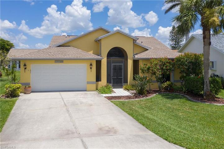 17730  Dracena  CIR, North Fort Myers, FL 33917