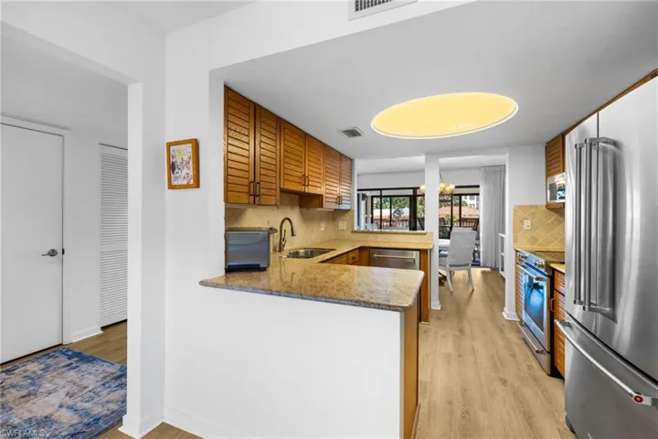 6710 Pelican Bay Blvd 422, Naples, Florida 34108