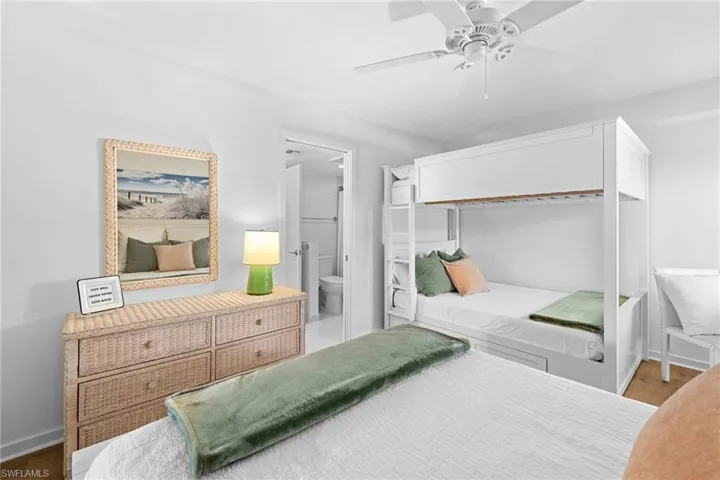 6710 Pelican Bay Blvd 422, Naples, Florida 34108