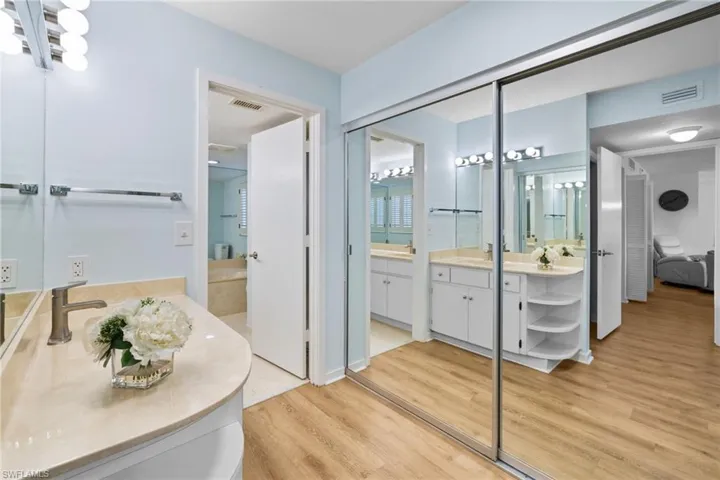 6710 Pelican Bay Blvd 422, Naples, Florida 34108