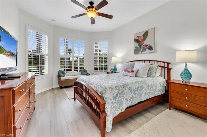 11801 Bramble Ct, Naples, Florida 34120