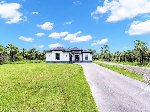 2625 32nd Ave Se, Naples, Florida 34117