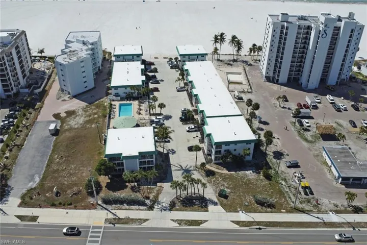 Aerial view of apartment complex / building