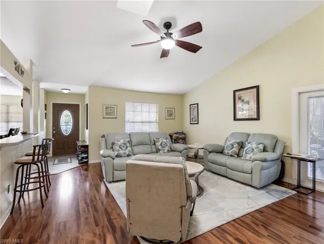 9298 San Carlos Blvd, Fort Myers, Florida 33967