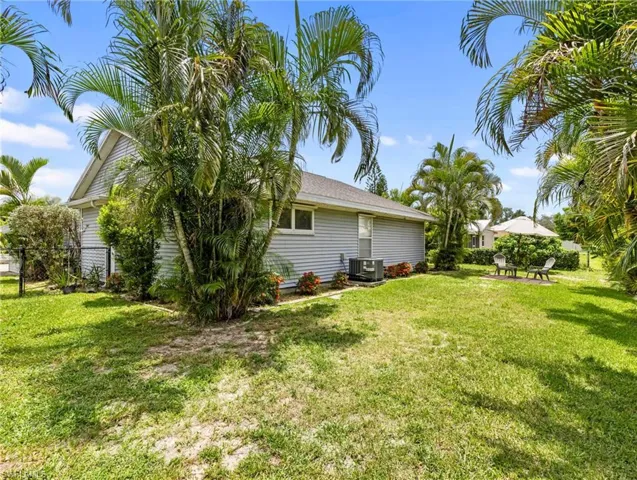 9298 San Carlos Blvd, Fort Myers, Florida 33967