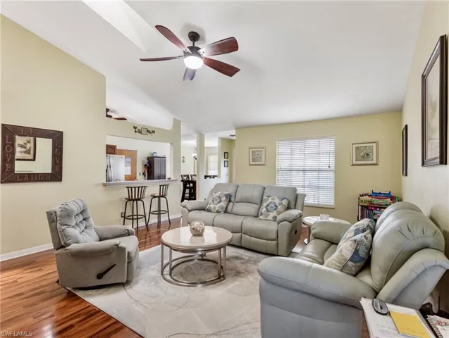 9298 San Carlos Blvd, Fort Myers, Florida 33967