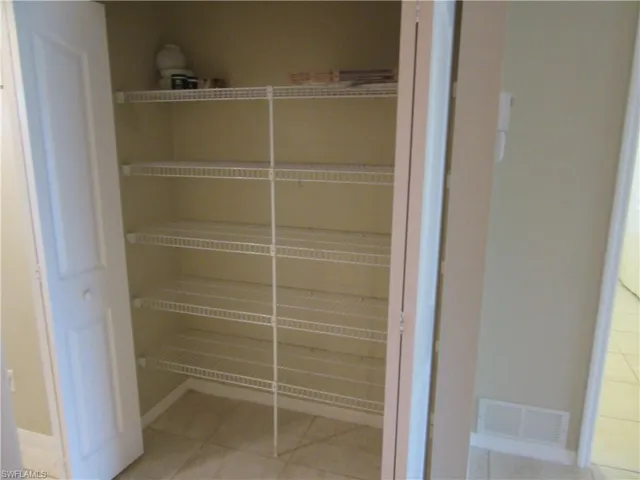 271 Sw 4th St 271, Cape Coral, Florida 33991