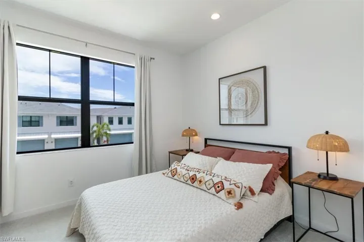 13021  Pembroke  DR, Naples, FL 34105