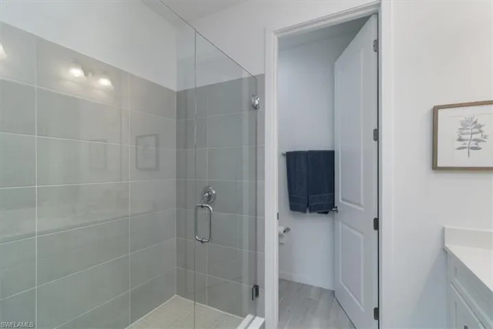 13021  Pembroke  DR, Naples, FL 34105