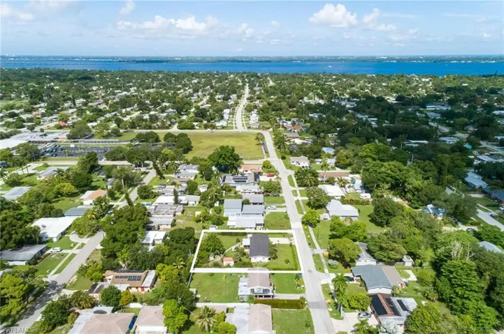 1850 Moreno Ave, Fort Myers, Florida 33901