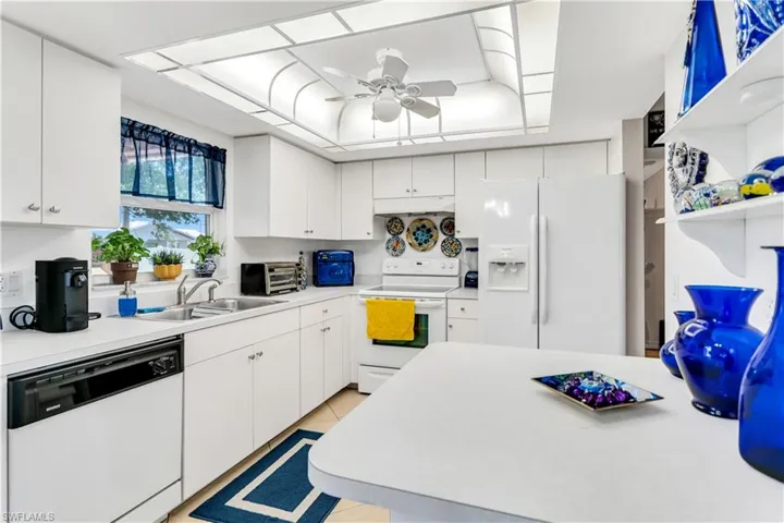 305 NE 23rd  AVE, Cape Coral, FL 33909