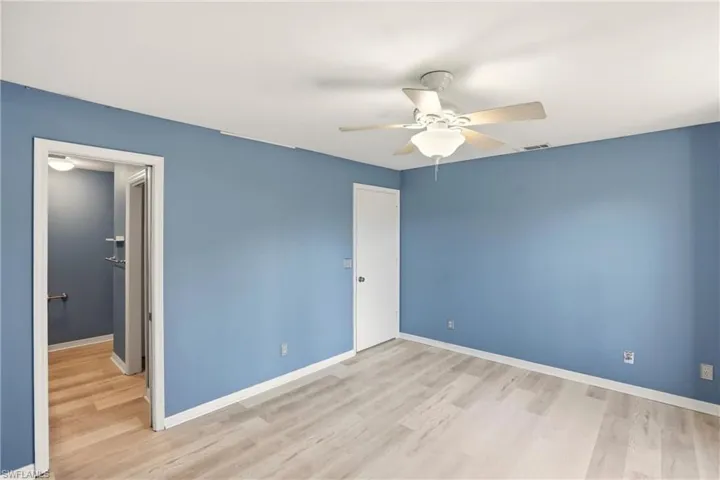 165  Bristol  LN, Naples, FL 34112