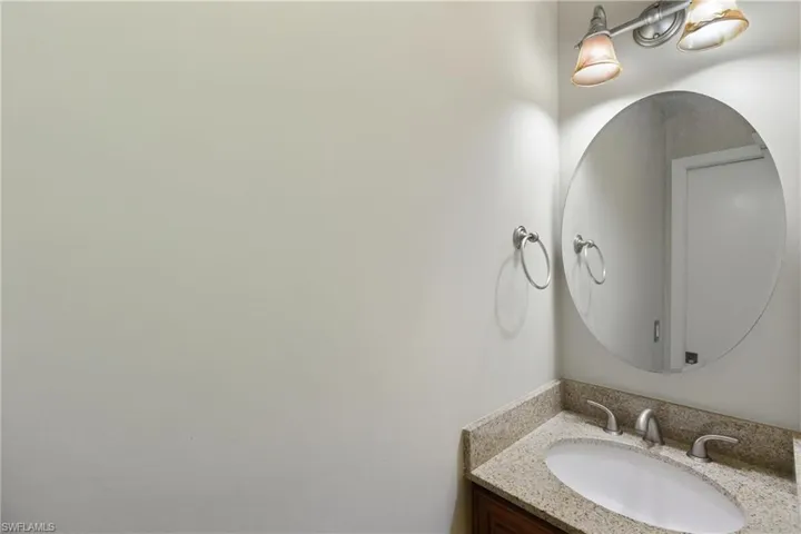 165  Bristol  LN, Naples, FL 34112