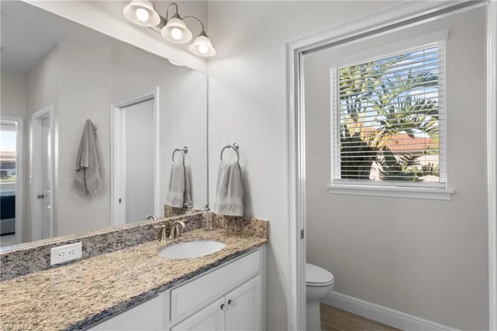 9366  Pocida  CT, Naples, FL 34119
