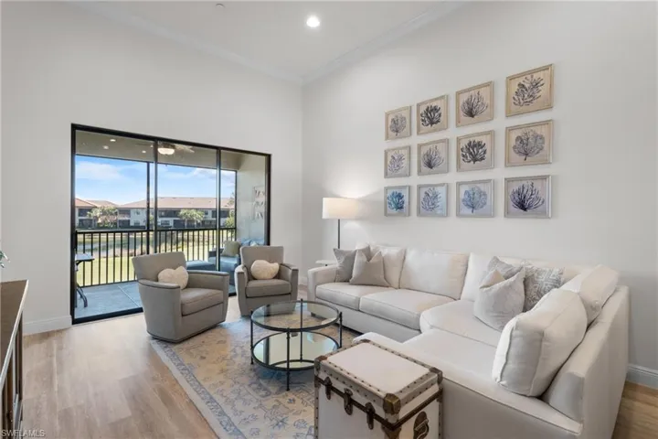 9366  Pocida  CT, Naples, FL 34119