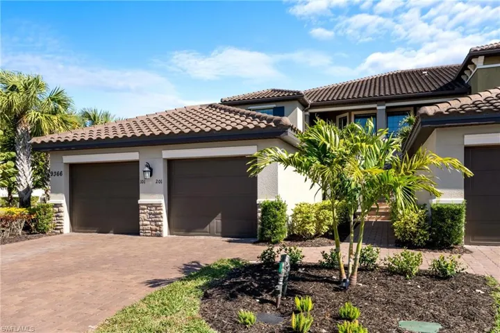 9366  Pocida  CT, Naples, FL 34119