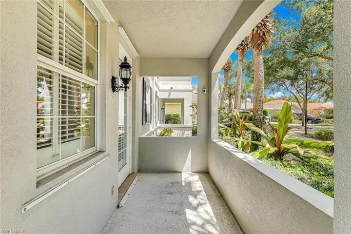 15400 Almaco Cir, Bonita Springs, Florida 34135