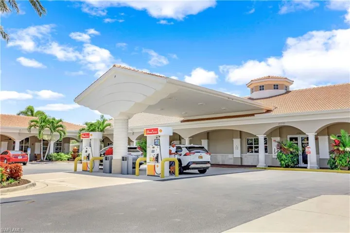 15400 Almaco Cir, Bonita Springs, Florida 34135