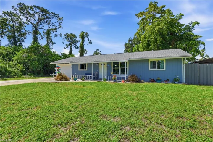 4711 4th St W, Lehigh Acres, Florida 33971