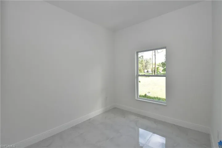 2622  20th NE AVE, Naples, FL 34120