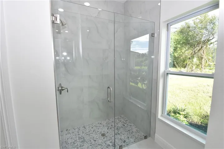2622  20th NE AVE, Naples, FL 34120