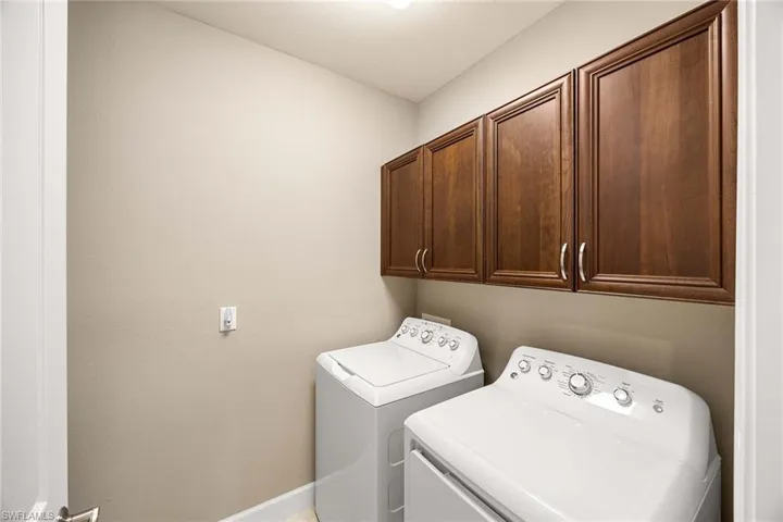 8074 Players Cove Dr 101, Naples, Florida 34113