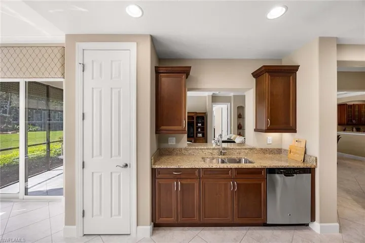 8074 Players Cove Dr 101, Naples, Florida 34113