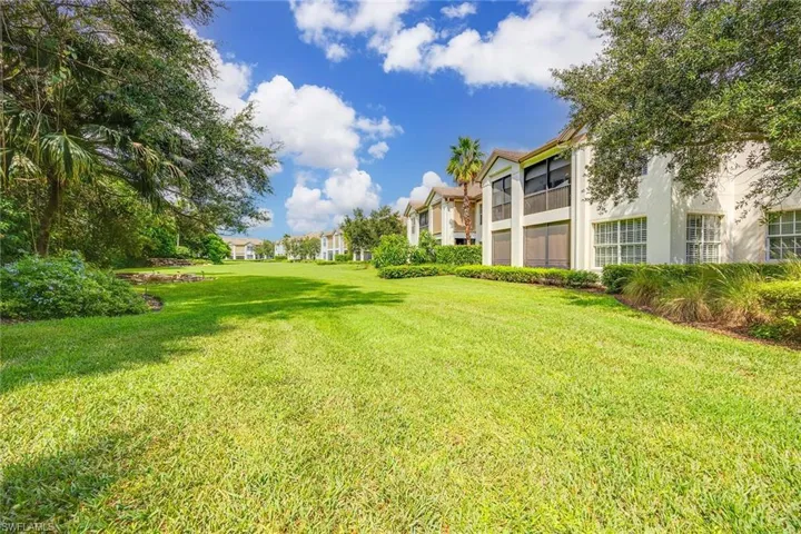 8074 Players Cove Dr 101, Naples, Florida 34113