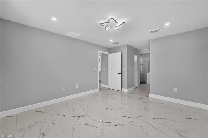 3211 43rd St Sw, Lehigh Acres, Florida 33976