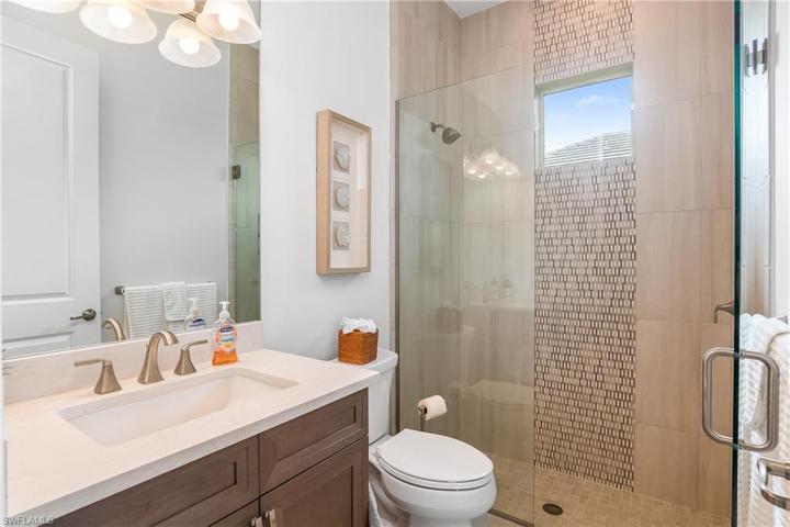 POOL ACESS BATH AND SECOND GUEST BEDROOM