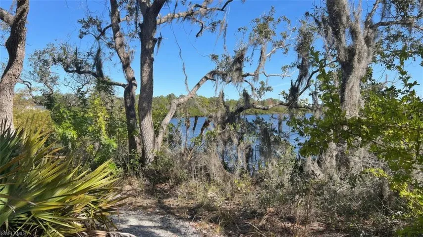 6081 Silver King Blvd 202, Cape Coral, Florida 33914