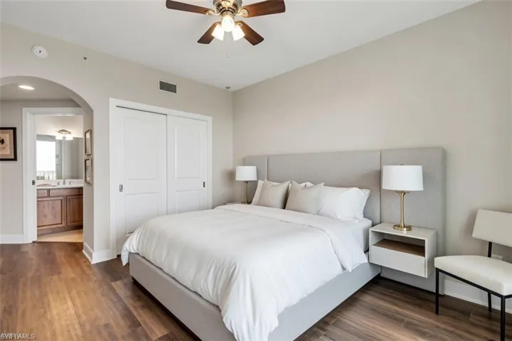 6081 Silver King Blvd 202, Cape Coral, Florida 33914