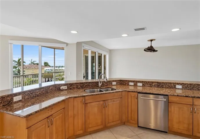 6081 Silver King Blvd 202, Cape Coral, Florida 33914
