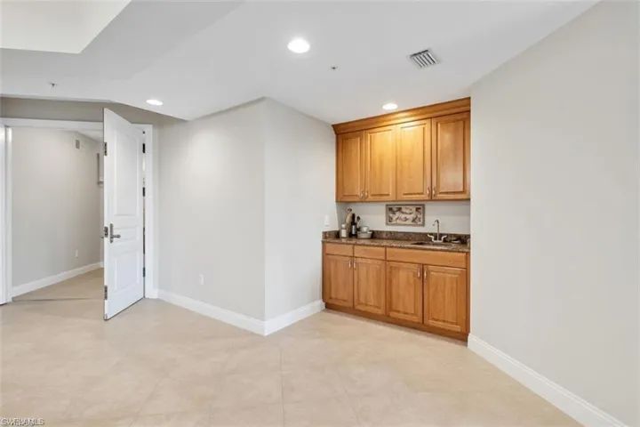 6081 Silver King Blvd 202, Cape Coral, Florida 33914