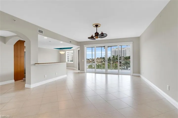 6081 Silver King Blvd 202, Cape Coral, Florida 33914